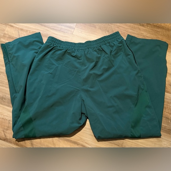 New Balance Men's Dark Green Pants - Picture 4 of 6